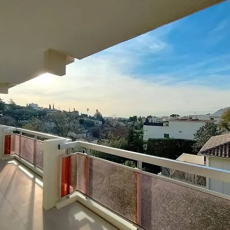 아파트 De Standing Au Calme Vue Mer 앙티브